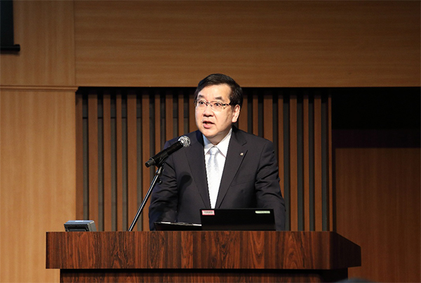 五神 真 理事長の写真