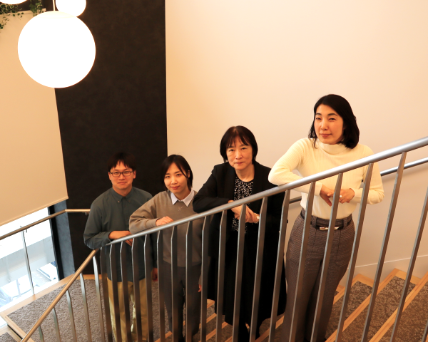 Picture of Mikiko Sodeoka with ECL leaders