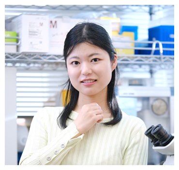 鵜崎 真妃の写真