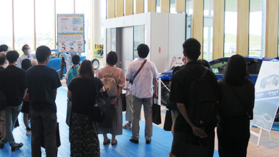 実験研究棟:SACLAの研究成果紹介の様子の写真