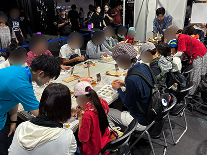 量子の性質をヒントにしたゲーム「Q-Playzone」の様子