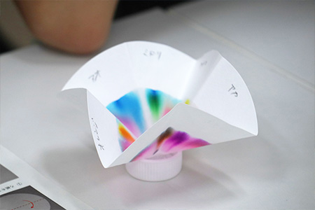 少しずつインクの色が分かれて・・・の写真