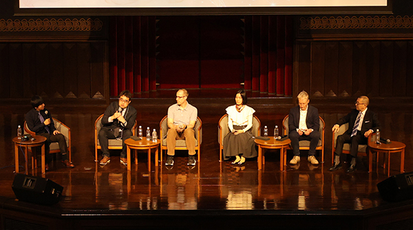 パネルディスカッションの写真