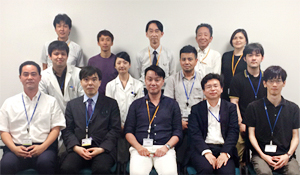 共同研究グループのメンバーの写真