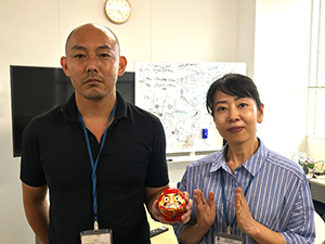 宇治 誠 研究員、玉置 應子 理研白眉研究チームリーダーの写真