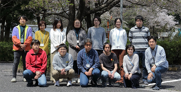 鈴木糖鎖代謝生化学研究室のメンバーの写真