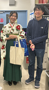 中村 友奏 研修生（研究当時）、ユ・サガン チームディレクターの写真